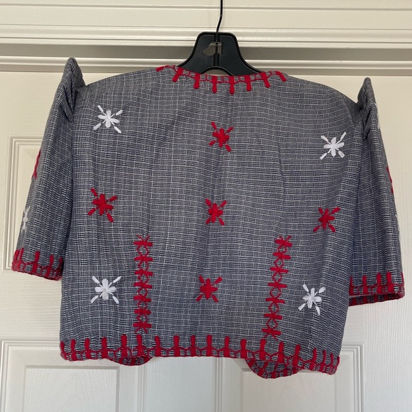 Filipiniana Handwoven Bolero Gray Red - Picture 3 of 6